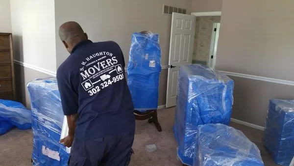 S H Haughton Truckingmoving Co LLC